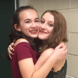 Meet your Posher, Olivia